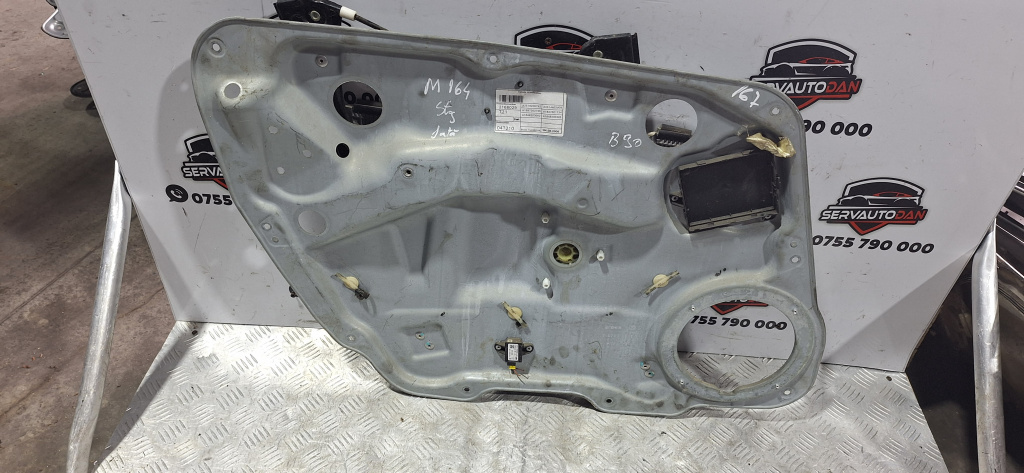 Macara electrica usa fata stanga Mercedes-Benz ML (2006-2011) [w164] 3.0 Motorina 2008, FĂRĂ COD