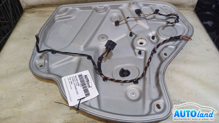 Macara Geam 117781g Stanga Spate Skoda O