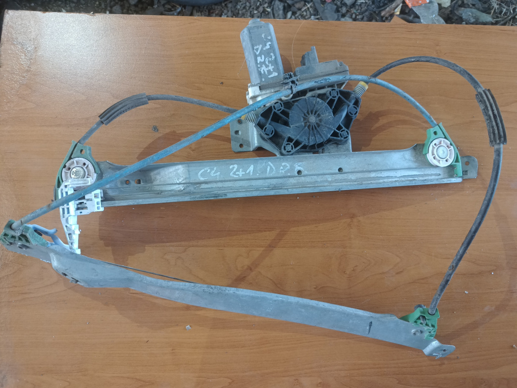 Macara Geam 2 Portiere,fata,dreapta,Electrica Citroen C4 1 (LC) 2004 - 2010