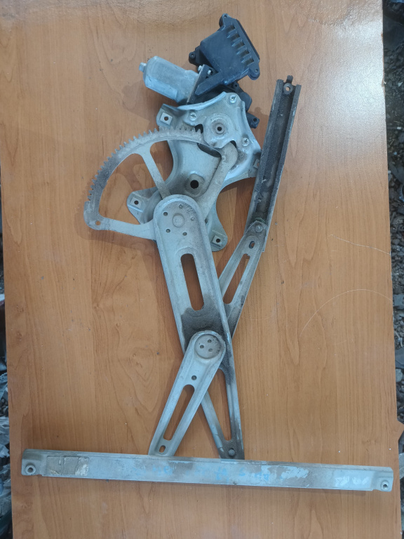 Macara Geam 4 Portiere,fata,dreapta,Electrica Toyota YARIS (XP90) 2005 - 2011