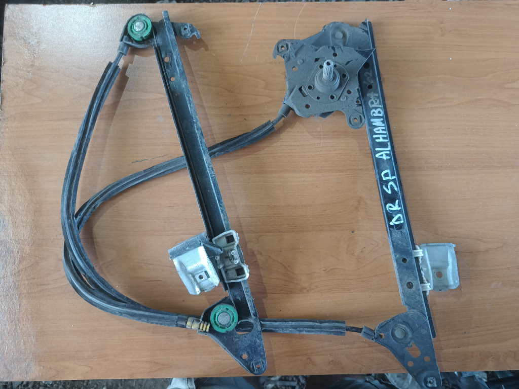 Macara Geam 4 Portiere,spate,dreapta,Manuala Seat ALHAMBRA (7V) 1996 - 2010
