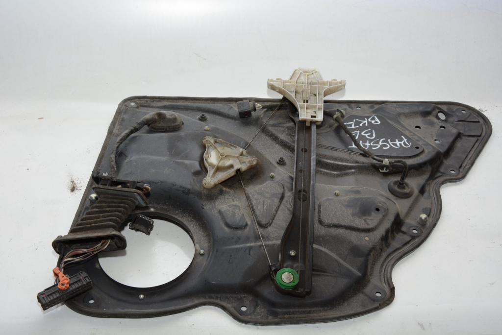 Macara Geam 4 Portiere,spate,stanga,Electrica VW PASSAT B6 2005 - 2010 1K0959703