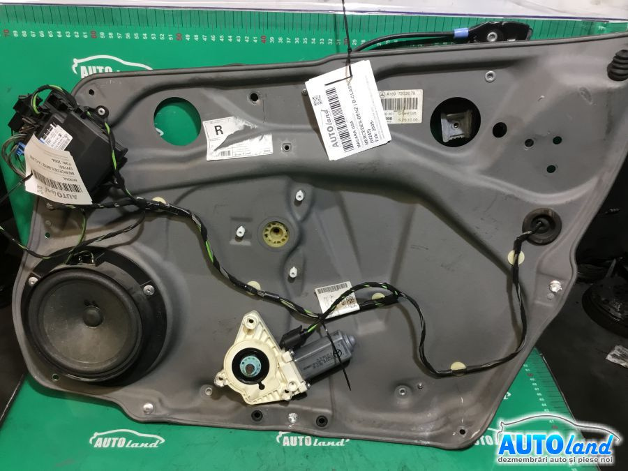 Macara Geam A1697202879 Dreapta Fata Mercedes-Benz B-CLASS W245 2005