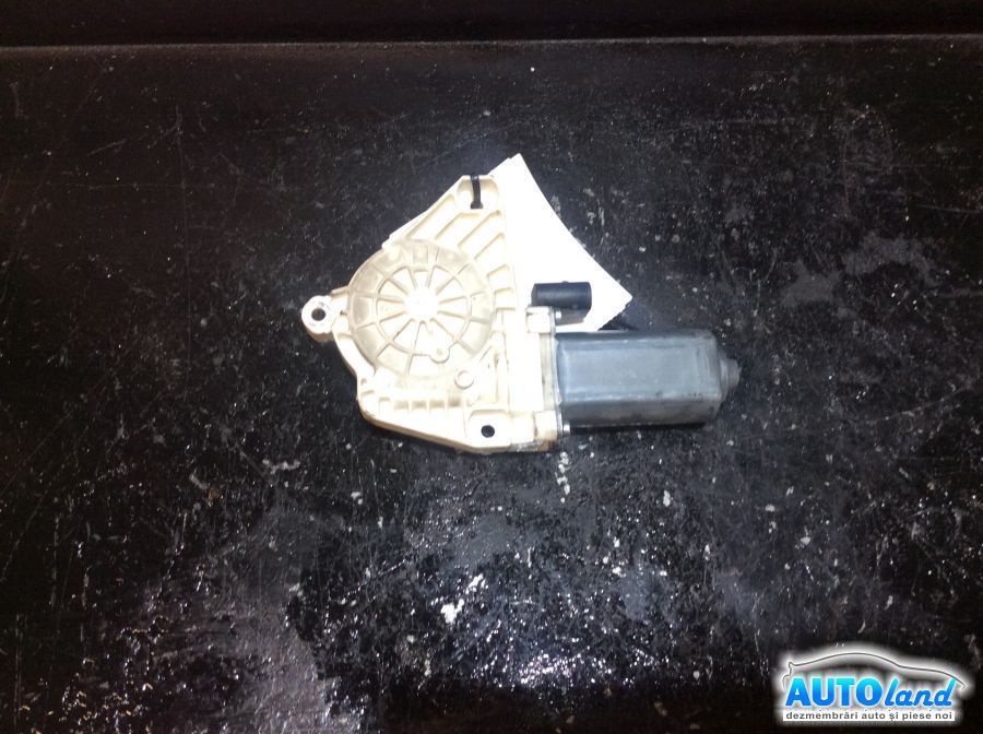 Macara Geam A1698204142 Stanga Fata, Doar Motoras Mercedes-Benz A-CLASS W169 2004
