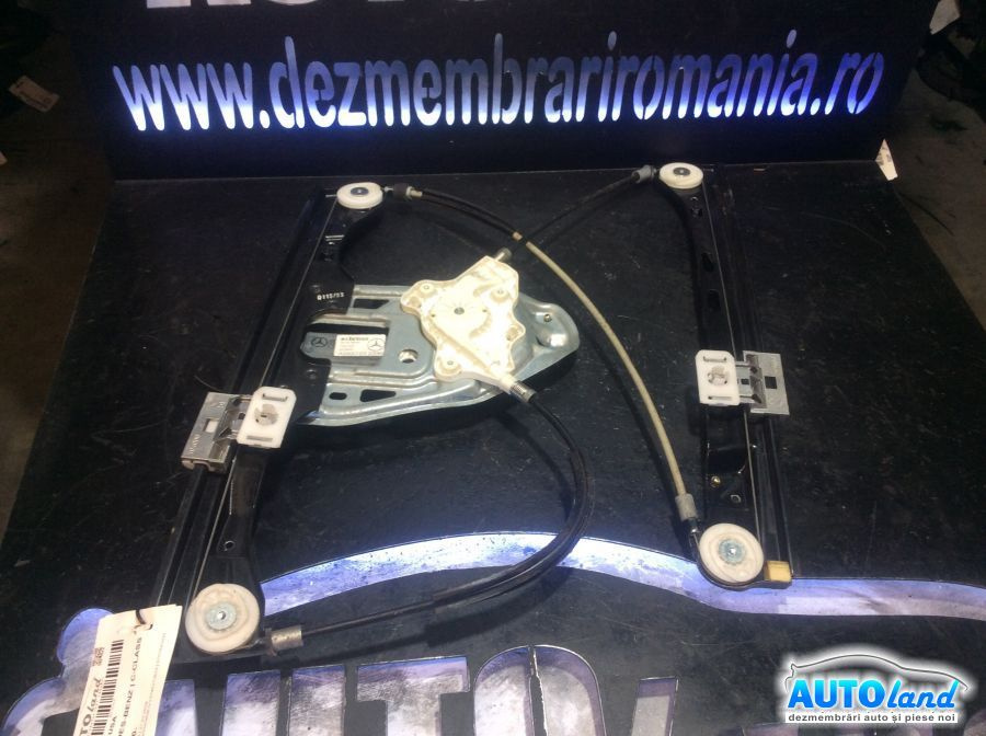 Macara Geam A2037202346 Stanga Fata Mercedes-Benz C-CLASS W203 2000