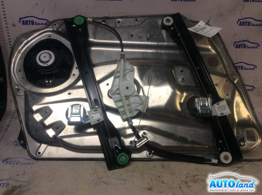 Macara Geam A2047600634 Dreapta Fata Mercedes-Benz C CLASS W204 2007