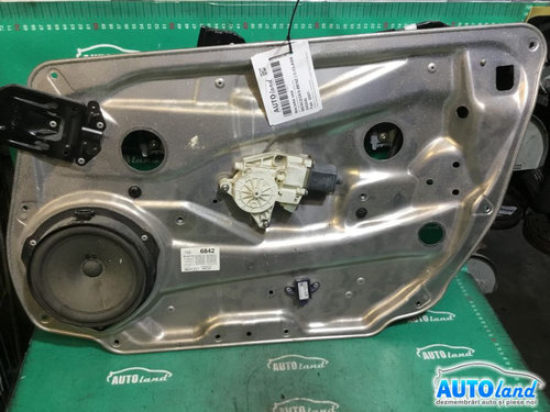 Macara Geam A2128201102 Dreapta Fata Electrica Mercedes-Benz C-CLASS W204 2007