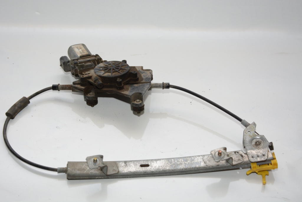 Macara Geam Alfa Romeo 156 (932) 1997-2007 4 Portiere Spate Dreapta Electrica D233505