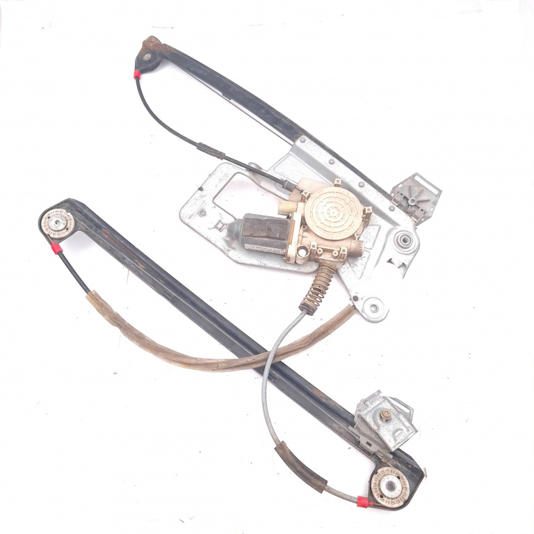 Macara Geam Bmw 5 (E39) 1995-2004 Fata Stanga Electrica 8252391, 8252 391, 8360511, 8 360 511, 67628360511, 6762-8360511, 67.62-8 360 511, 007006001B, 007-006-001B, 9030188 , 903.0188, 113842, 11 38 42 Brose, Kuster