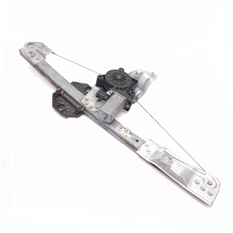 Macara Geam Dacia Sandero 2 2012-2020 Fata Dreapta Electrica 807209299R, 275620, M13616000, M13616-000, 0371001, 807209299 Magna Automotive