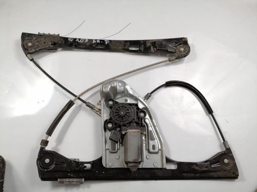 Macara Geam Dreapta,Electrica,4 Portiere,fata Mercedes-Benz C-CLASS (W203) 2000 - 2007
