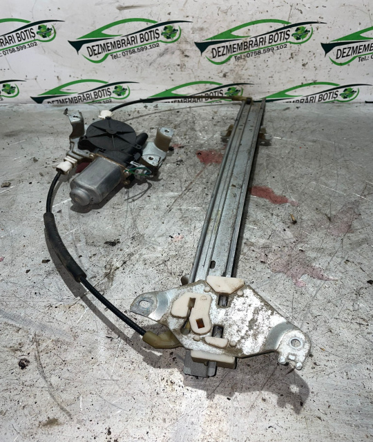 Macara geam dreapta electrica 400600 Nissan Almera N16 [2000 - 2003] Hatchback 3-usi 1.5 MT (90 hp)