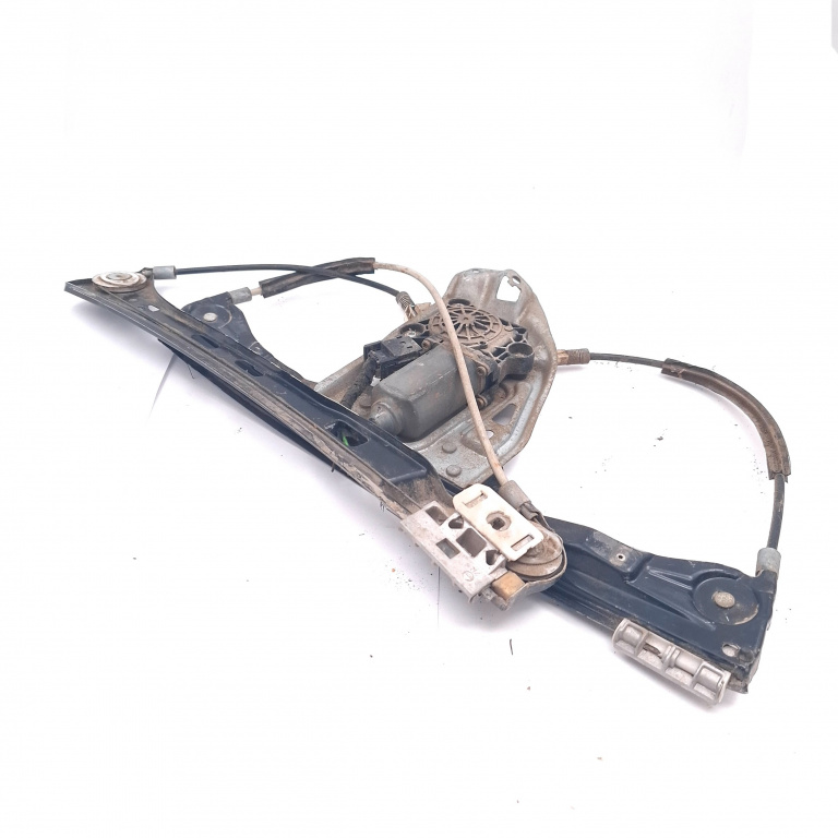 Macara Geam Dreapta,Electrica,fata Mercedes-Benz C-CLASS (W203) 2000 - 2007 A2208204542, A 220 820 45 42, 2208204542, 119650105, 119650-105, 7743003003, 774.30030.03, 106285XXX, 106285-XXX