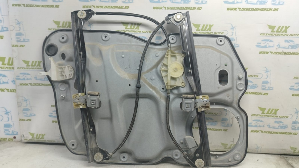 Macara geam dreapta fata 1t1837730aj Volkswagen VW Touran [facelift] [2006 - 2010] 2.0 TDI BMM