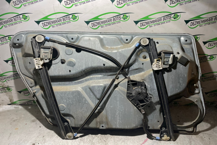 Macara geam dreapta fata 3B4837756D Nissan Almera N16 [2000 - 2003] Hatchback 3-usi 1.5 MT (90 hp)