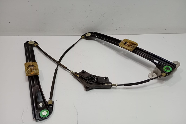 Macara geam dreapta fata 5G4837462G Volkswagen VW Golf 7 [2012 - 2017]