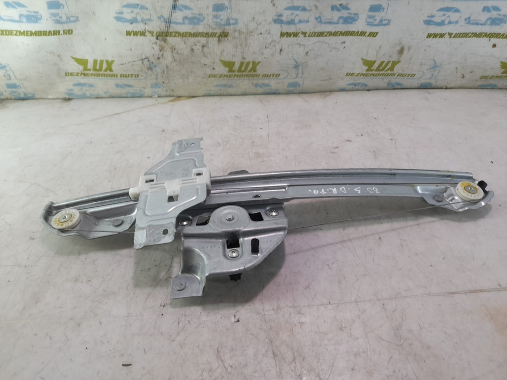 Macara geam dreapta fata 9840154480 Citroen C3 3 [2016 - 2020] 1.2 benzina HM05