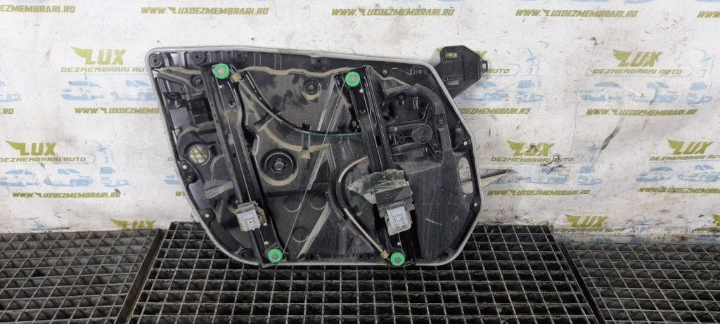 Macara geam dreapta fata A2057200279 Mercedes-Benz C-Class W205/S205/C205 [2014 - 2018] 2.2 cdi om651921