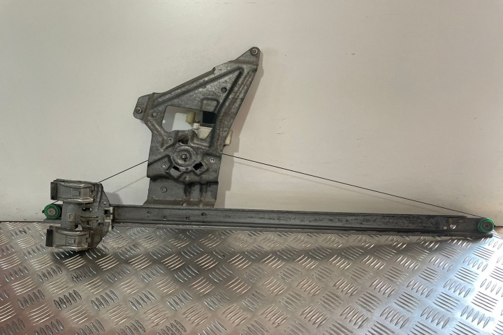 Macara geam dreapta fata A9067200146RH Mercedes-Benz Sprinter 2 906 [2006 - 2013]