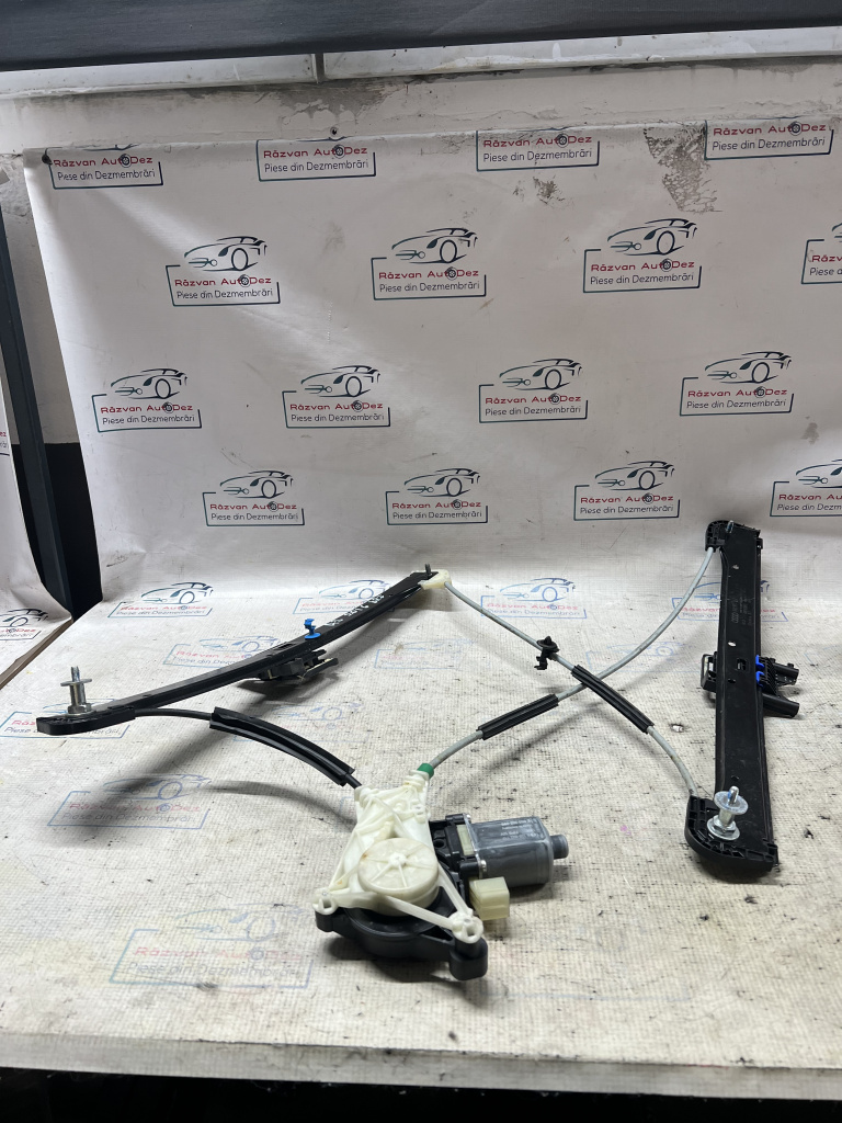 Macara geam dreapta fata Audi A3 8V Berlina 2016, 8V4837462