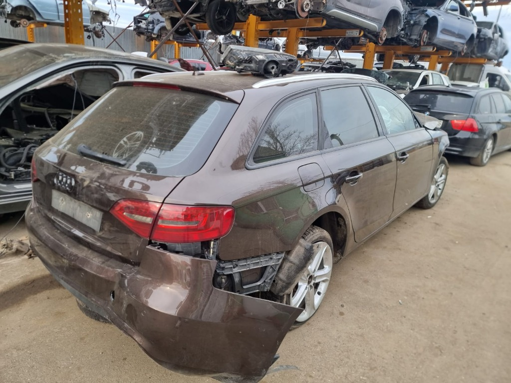 Macara geam dreapta fata Audi A4 B8 2013 break 2.0 tdi CJCA