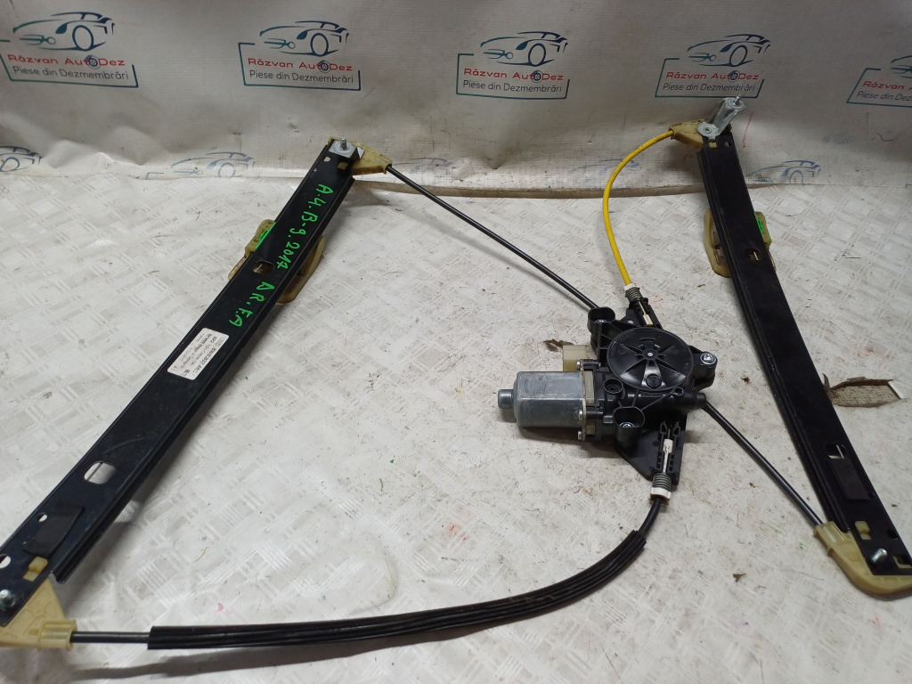 Macara geam dreapta fata Audi A4 B9 - Motorina 2017, 8W0837462 / 8W0959802