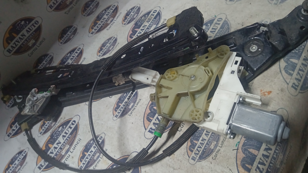 Macara geam dreapta fata Audi A7 2012, 8K0959802B