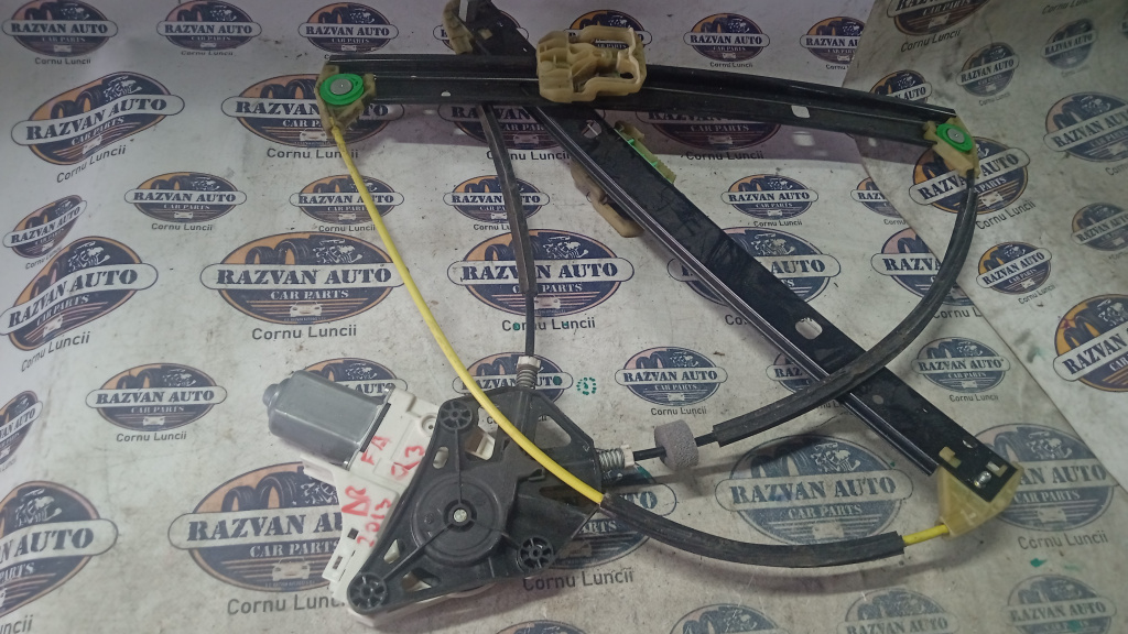 Macara geam dreapta fata Audi Q3 2013, 8UC837462