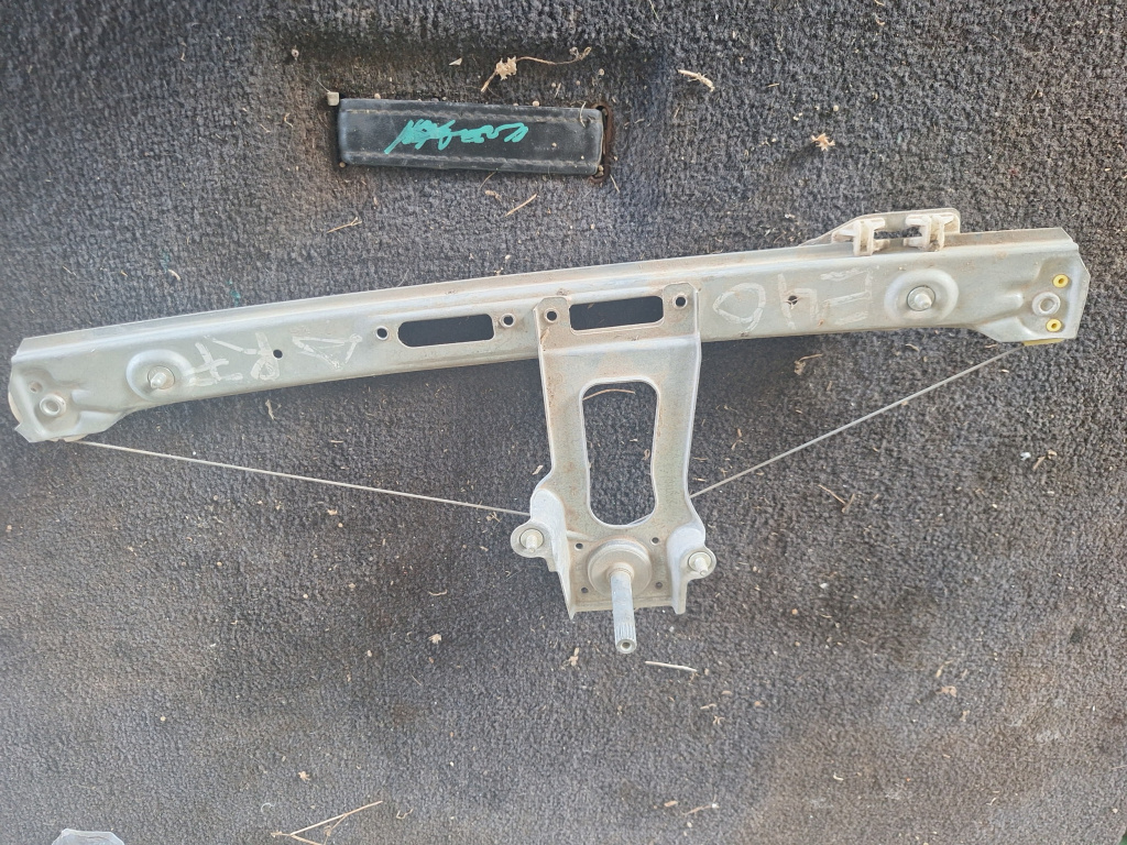 Macara Geam Dreapta Fata Bmw 3 (E46) 1998-2007 Manuala