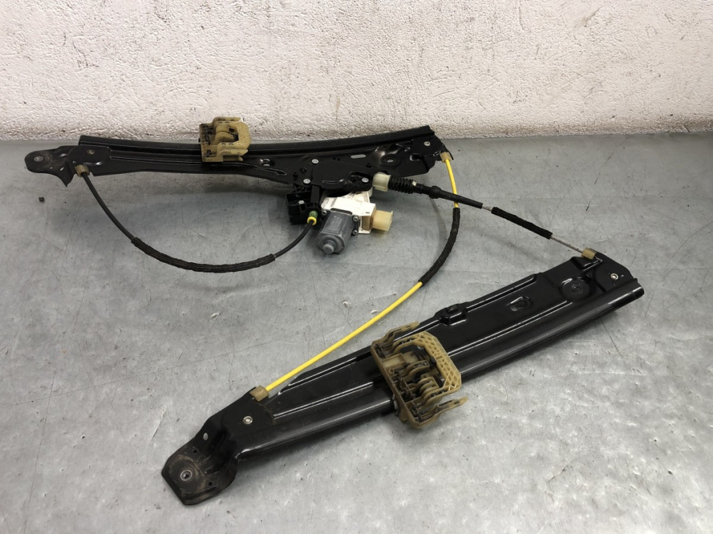 Macara geam dreapta fata BMW F01 730d Steptronic, 245cp sedan 2011 (7182086)