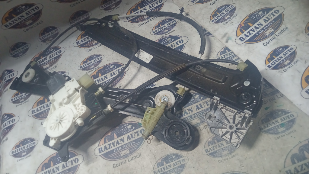 Macara geam dreapta fata BMW Seria 4 F36, 7326328
