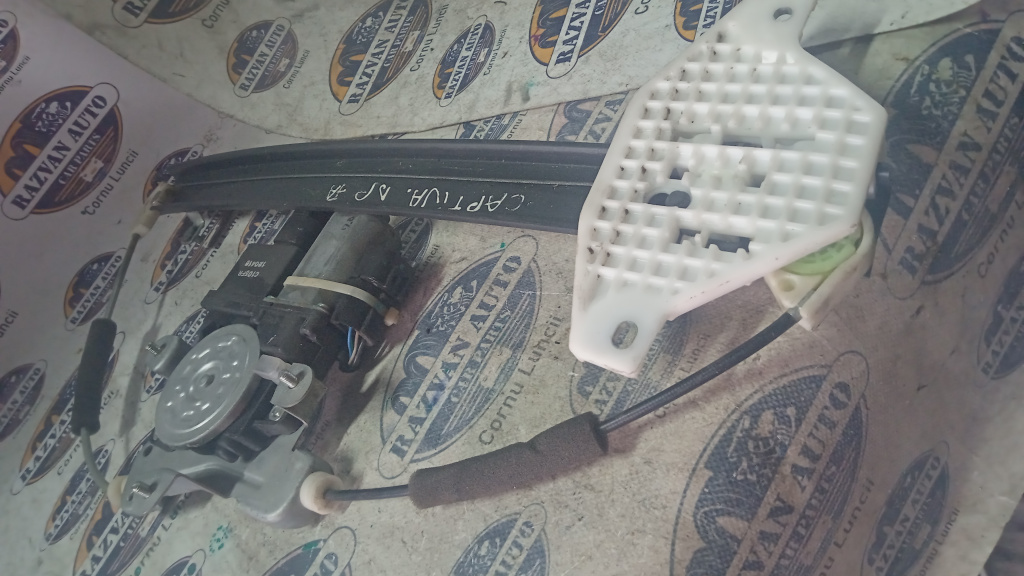 Macara geam dreapta fata Chevrolet Captiva, 20872600