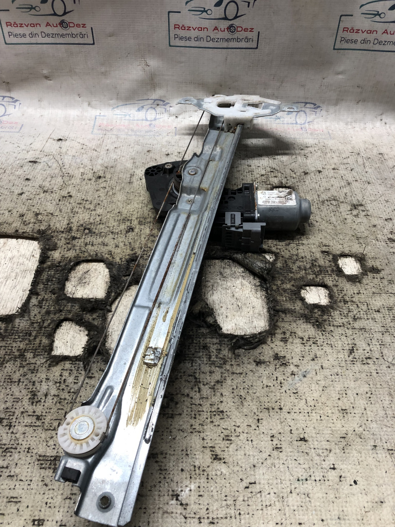 Macara geam dreapta fata Citroen DS4 2013