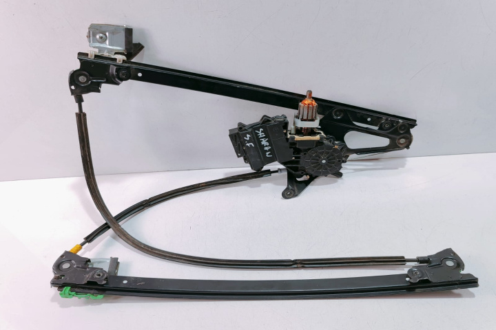 Macara geam dreapta fata cu motoras YM21A23200AA / 7M3837402 Ford Galaxy [facelift] [2000 - 2006]