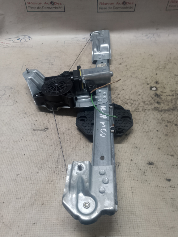 Macara geam dreapta fata Dacia Logan Mcv 2014, 807209299R