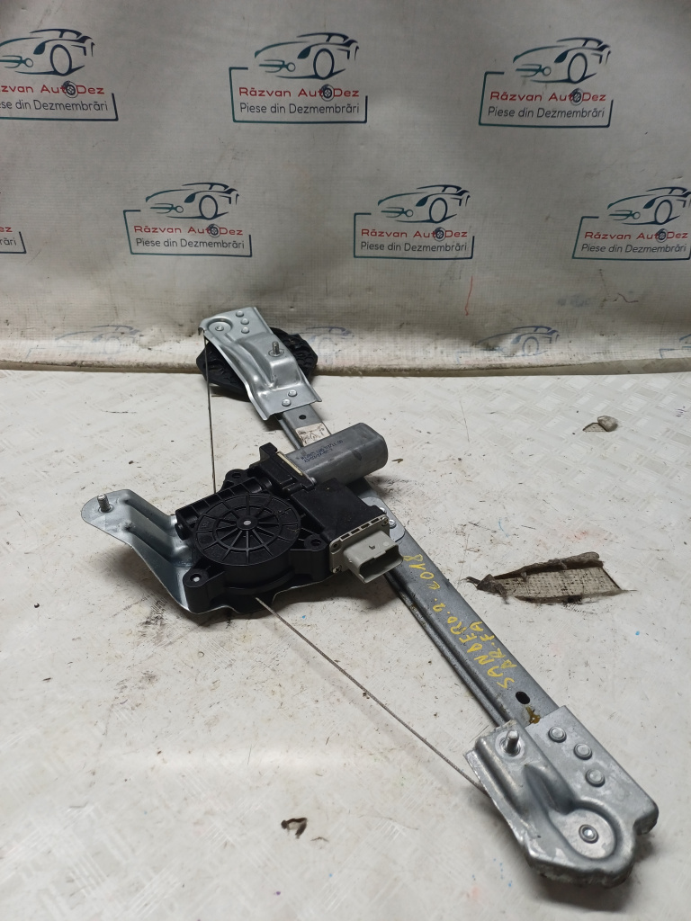 Macara geam dreapta fata Dacia Sandero 2 - Benzina 2018, 807206842R
