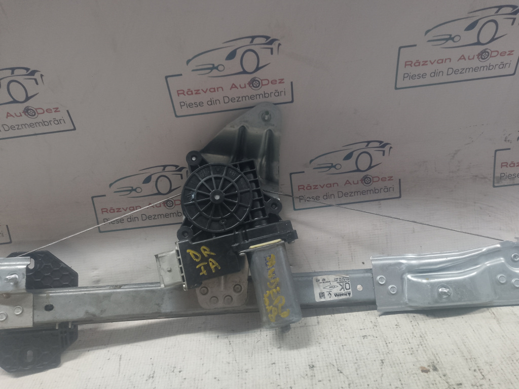 Macara geam dreapta fata Dacia Sandero 2018, 807206842R