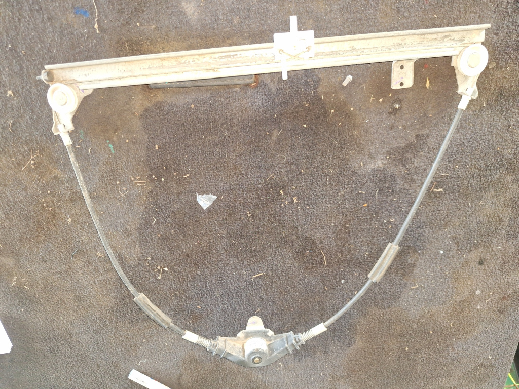 Macara Geam Dreapta Fata Fiat Punto (176) 1993-1999 Manuala