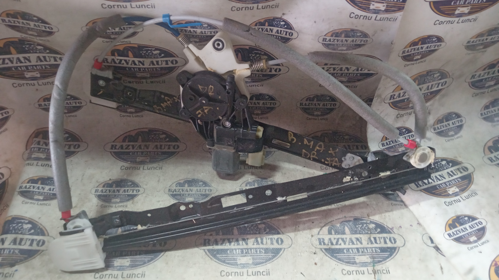 Macara geam dreapta fata Ford B-MAX , AV11R2320001