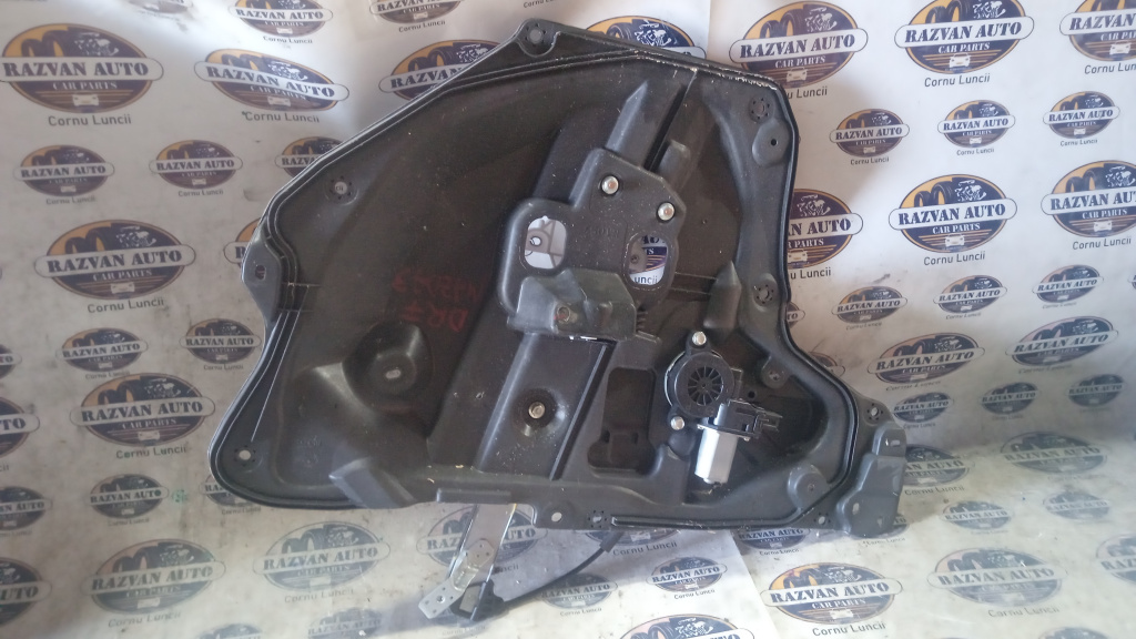 Macara geam dreapta fata Mazda 3 2013