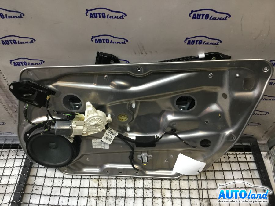 Macara Geam Dreapta Fata Mercedes-Benz C-CLASS W204 2007