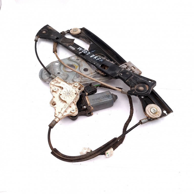 Macara Geam Dreapta Fata Mercedes-Benz C-Class (W203) 2000-2007 Electrica A2037201846, A 203 720 18 46, 2037201846, A2208204542, A 220 820 45 42, 2208204542, 119650105, 119650-105, 106285Xxx, 106285-Xxx Brose, Siemens