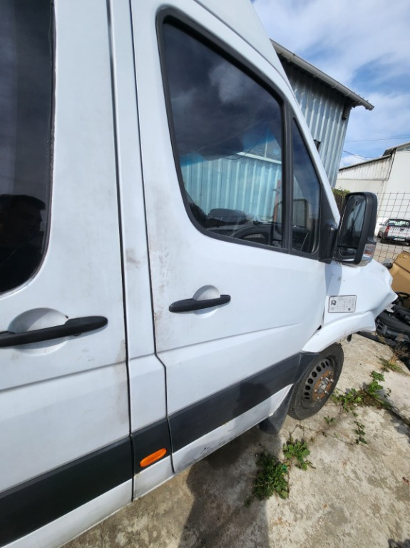 Macara geam dreapta fata Mercedes Sprinter 906 2.2 CDI euro 4 an 2008