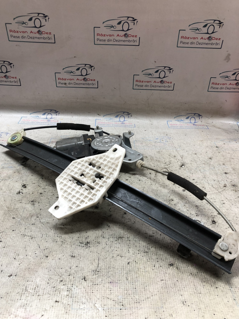 Macara geam dreapta fata Opel Antara 2012
