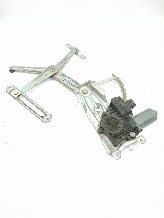 Macara Geam Dreapta Fata Opel Astra G 1998-2009 Electrica 0130821769, 0 130 821 769, 211002250 Bosch