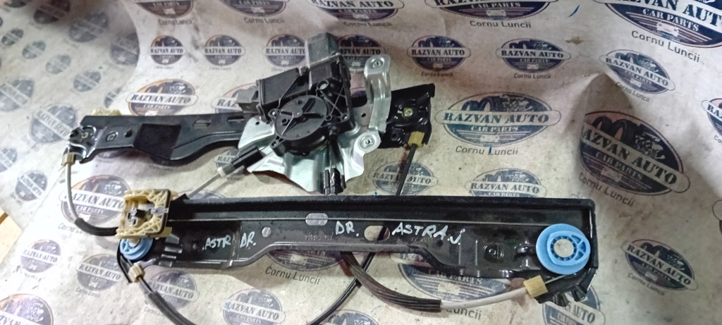 Macara geam dreapta fata Opel Astra J 2011, 912049106