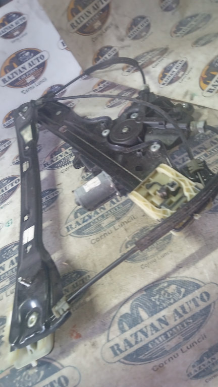 Macara geam dreapta fata Opel Astra K 2016