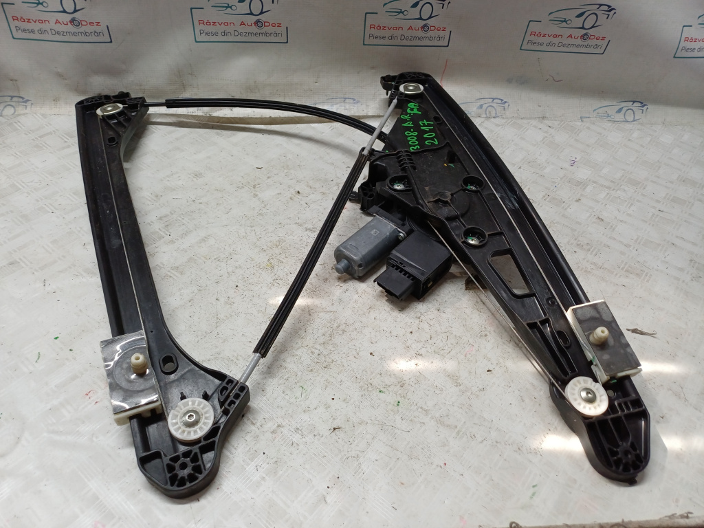 Macara geam dreapta fata Peugeot 3008 - Benzina 2017, 981048888000 / 9811791280