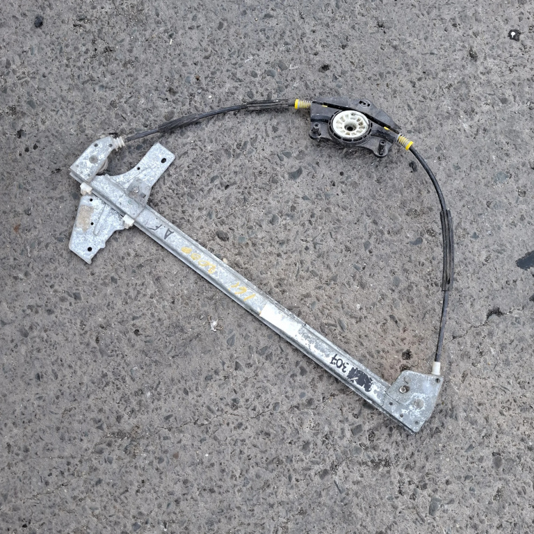 Macara Geam Dreapta Fata Peugeot 307 200