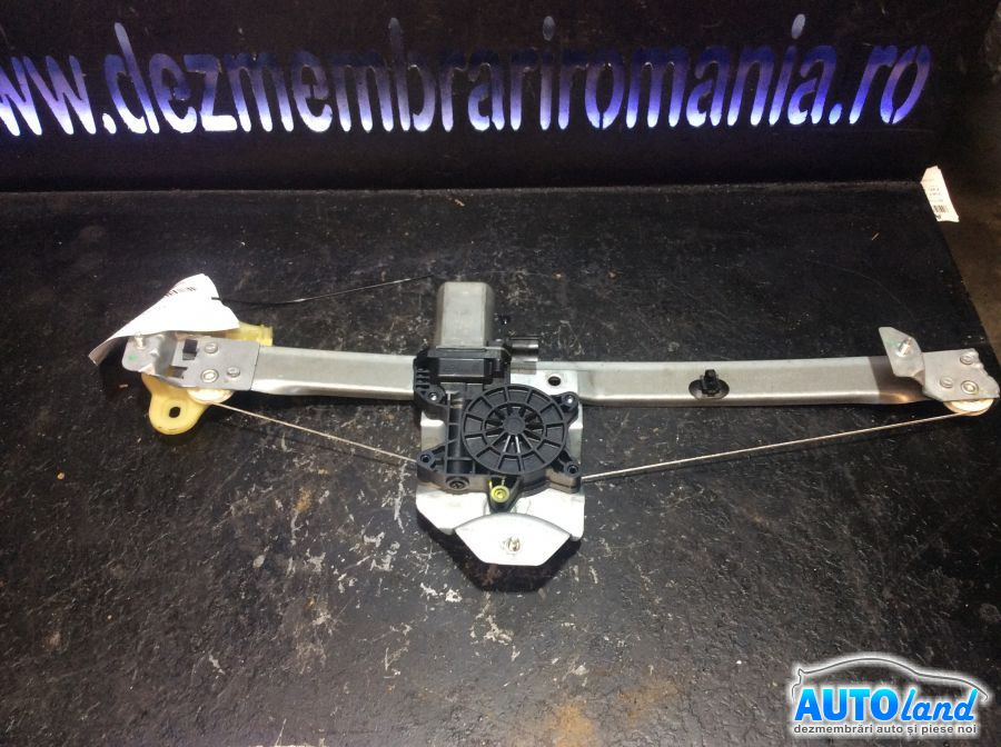 Macara Geam Dreapta Fata Renault CLIO IV 2012